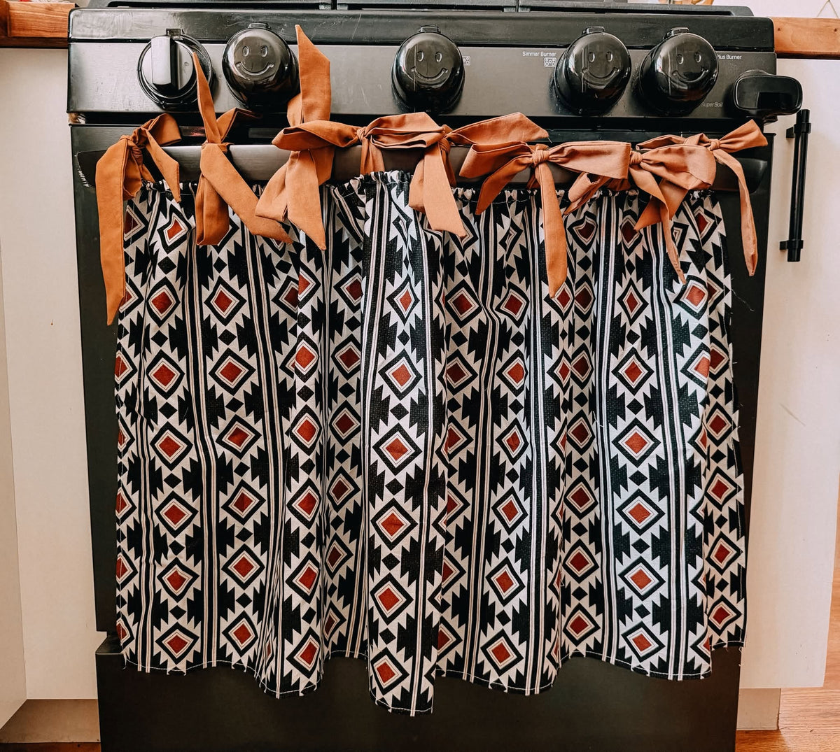 Western Oven Curtain